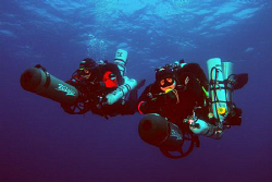 2 Scooter Divers in Croatia by Andy Kutsch 